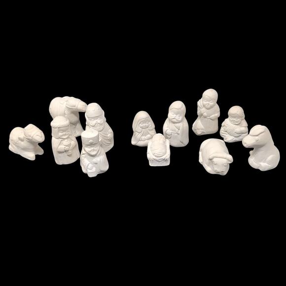 VTG Wee Crafts Christmas Nativity 12 Piece Set 1.5-3 inches Tall White Gypsum - Picture 1 of 11